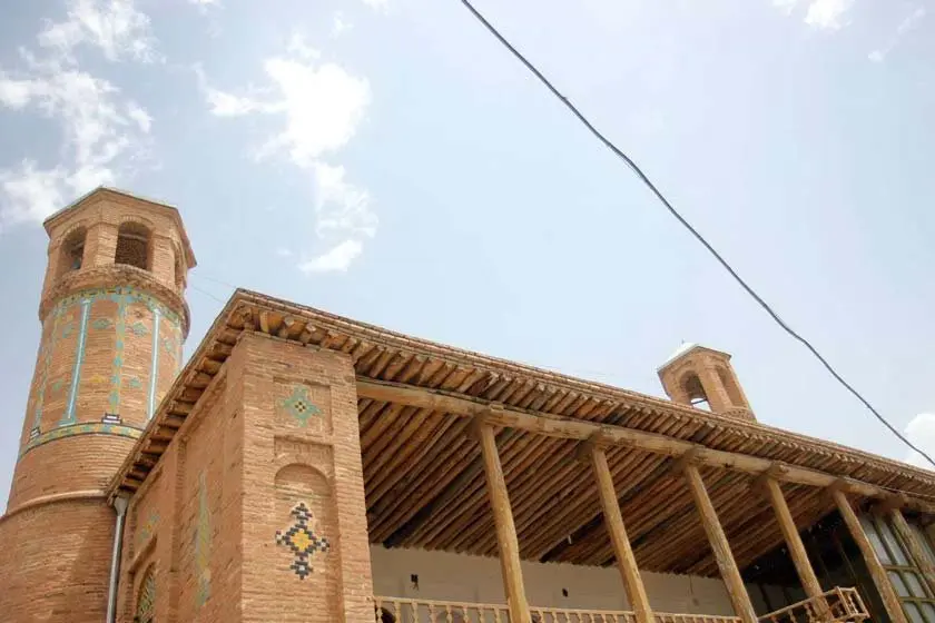 مسجد دومناره سقز